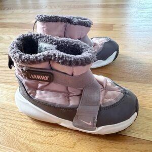 Nike Little Girls Toddler Flex Advance Winter Boots size C10